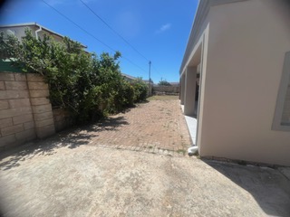 4 Bedroom Property for Sale in Pellsrus Eastern Cape